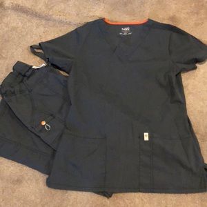 Grey scrub set